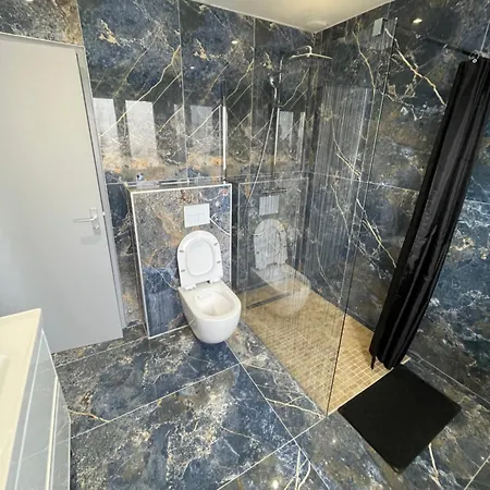 Holiday home Agreable Maison De A 500 Metres De La Cite
