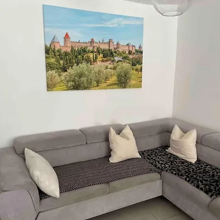 Holiday home Agreable Maison De A 500 Metres De La Cite